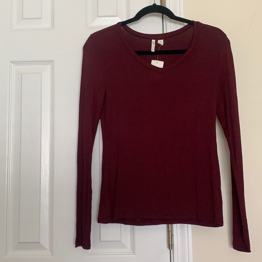 Burgundy V-Neck Long Sleeve Shirt